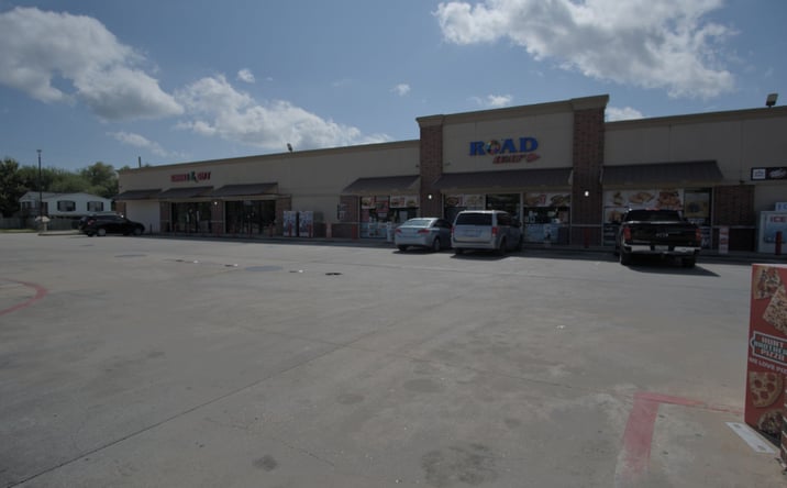 Pictures of Retail, Office, Restaurant property located at 203 9th St, San Leon, TX 77539 for lease - image #1
