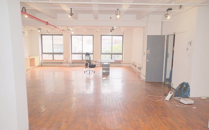 Pictures of Office property located at 30 Vandam St, New York, NY 10013 for lease - image #1