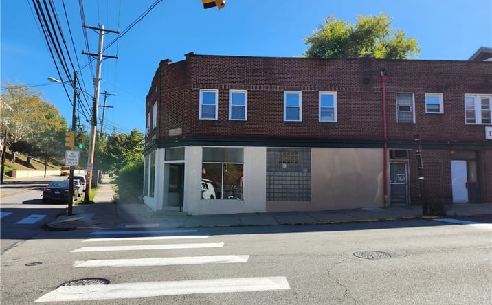 Pictures of Retail, Office property located at 6300 Forward Ave, Pittsburgh, PA 15217 for lease - image #1