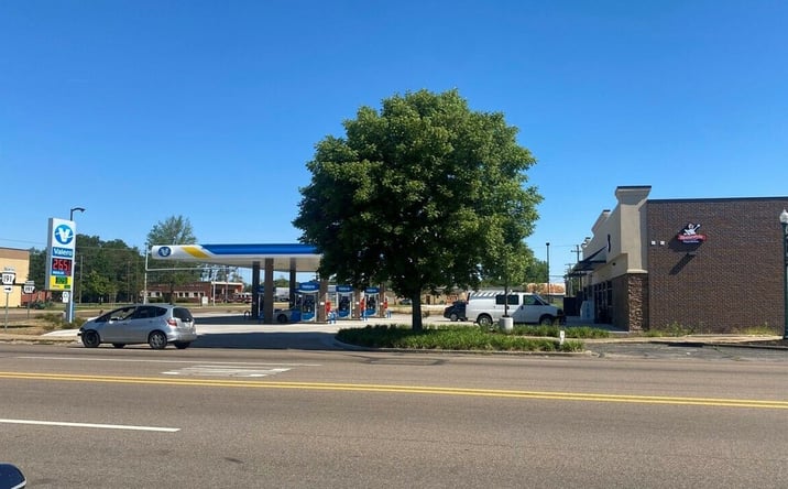 Pictures of Industrial, Retail, Office property located at 101 N 7th St, West Memphis, AR 72301 for lease - image #1