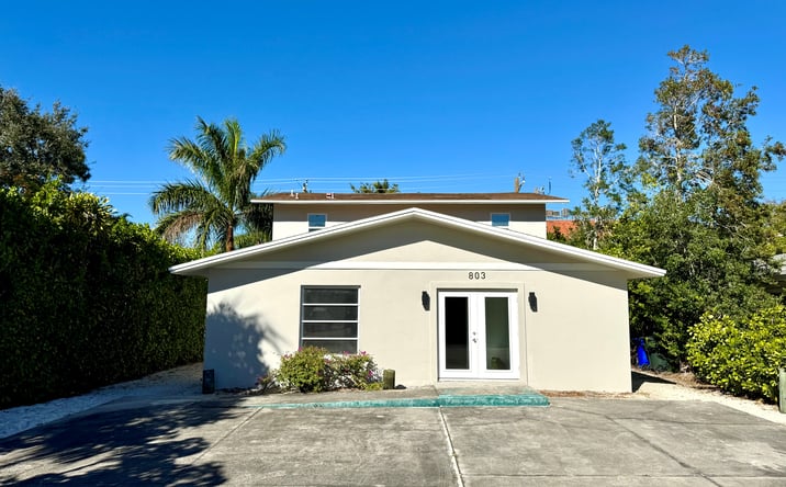 Pictures of Office property located at 803 Myrtle Terrace, Naples, FL 34103 for lease - image #1