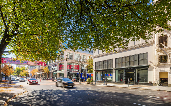 Pictures of Retail property located at 401 SW Morrison St, Portland, OR 97204 for lease - image #1