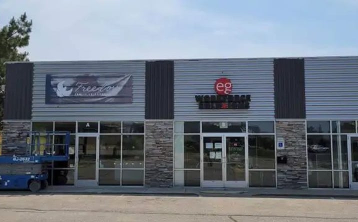 Pictures of Retail, Office property located at 3682 29th St SE, Kentwood, MI 49512 for lease - image #1