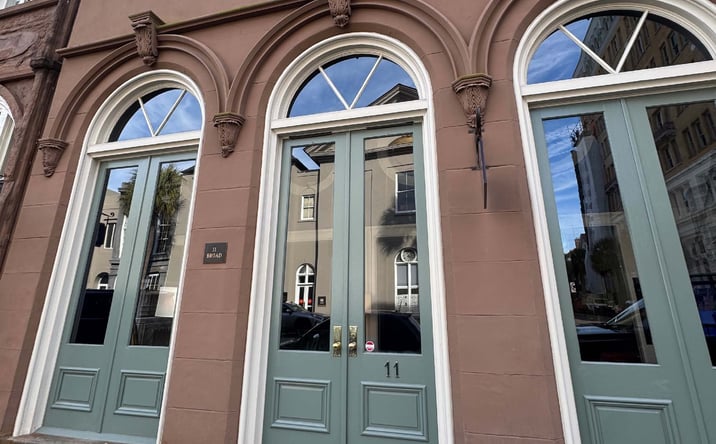 Pictures of Office property located at 11 Broad Street, Charleston, SC 29401 for lease - image #1