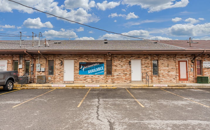 Pictures of Retail, Office property located at 1189 Pineview Dr, Morgantown, WV 26505 for lease - image #1