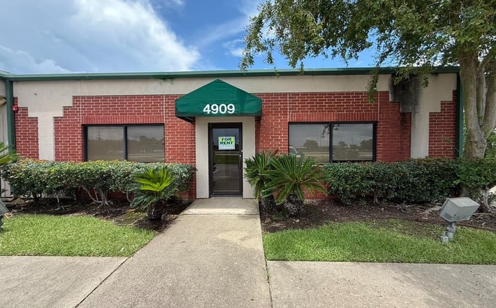 Pictures of Office property located at 4909 US-69, Beaumont, TX 77705 for lease - image #1