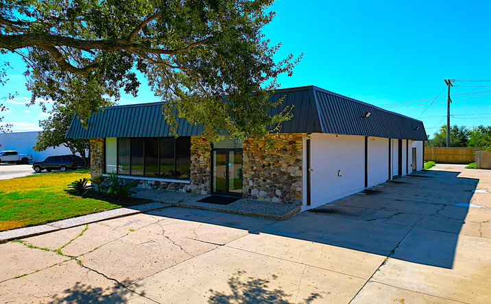 Pictures of Office property located at 16628 Sea Lark Rd, Houston, TX 77062 for lease - image #1