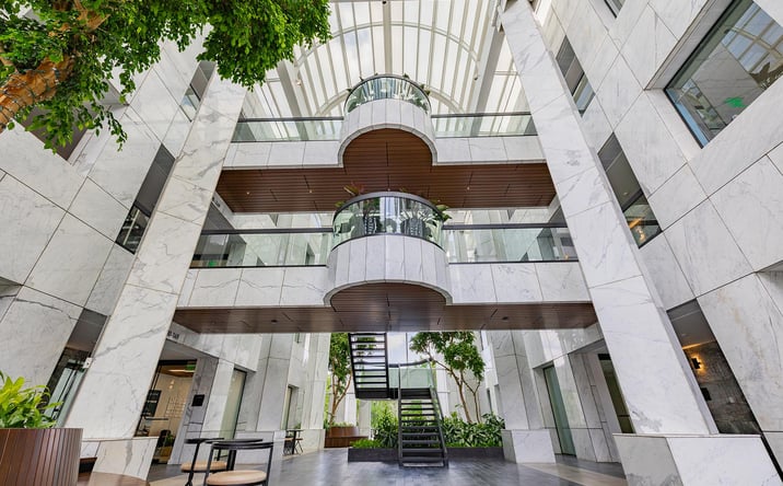 Pictures of Office property located at 5000 Plaza on the Lake, Austin, TX 78746 for lease - image #1