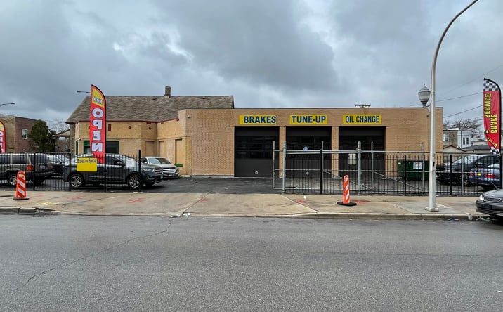 Pictures of Special Purpose, Retail property located at 3800 W Division St, Chicago, IL 60651 for lease - image #1