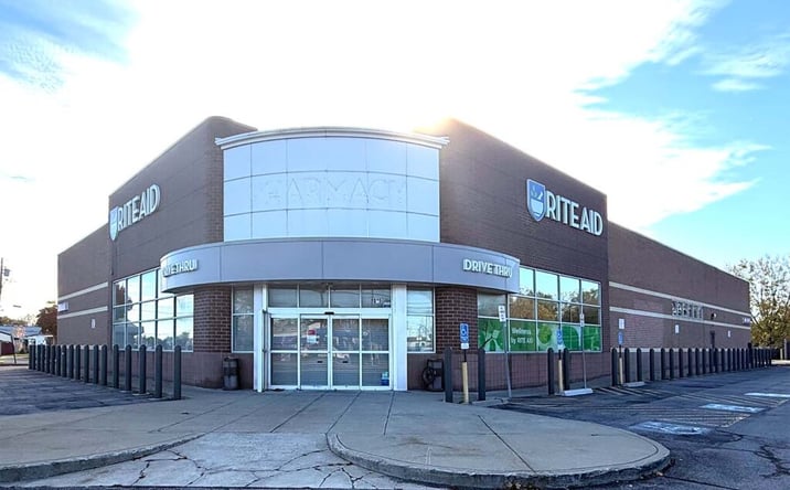 Pictures of Retail, Office property located at 8015 Niagara Falls Blvd, Niagara Falls, NY 14304 for lease - image #1