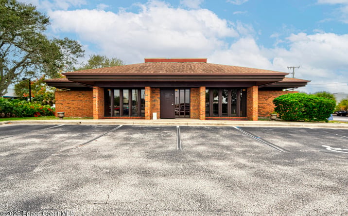 Pictures of Office property located at 1033 Florida Avenue S Medoff, Rockledge, FL 32955 for lease - image #1