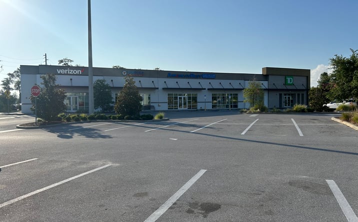 Pictures of Retail property located at 2208 66th St N, St. Petersburg, FL 33710 for lease - image #1