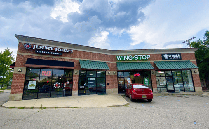 Pictures of Retail property located at 4998 Highland Rd, Waterford, MI 48328 for lease - image #1