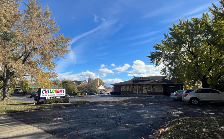 Pictures of Office property located at 1265 W Huron St, Waterford, MI 48328 for lease - image #1