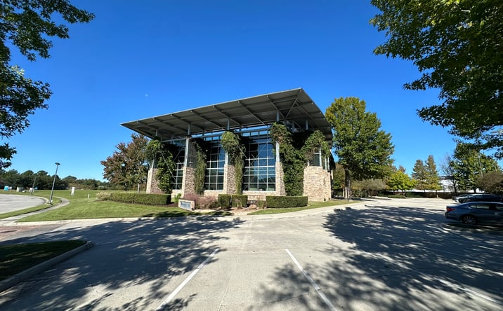 Pictures of Office property located at 7031 Commerce Cir, Baton Rouge, LA 70809 for lease - image #1
