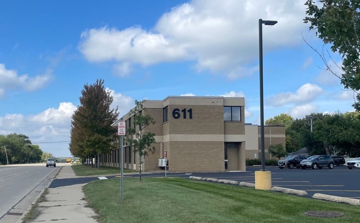 Pictures of Office property located at 611 E Main St, East Dundee, IL 60118 for lease - image #1