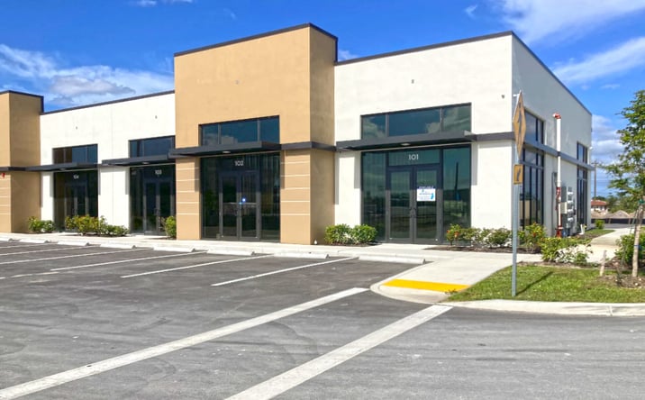 Pictures of Retail property located at 1260 NE 8th St, Cape Coral, FL 33909 for lease - image #1