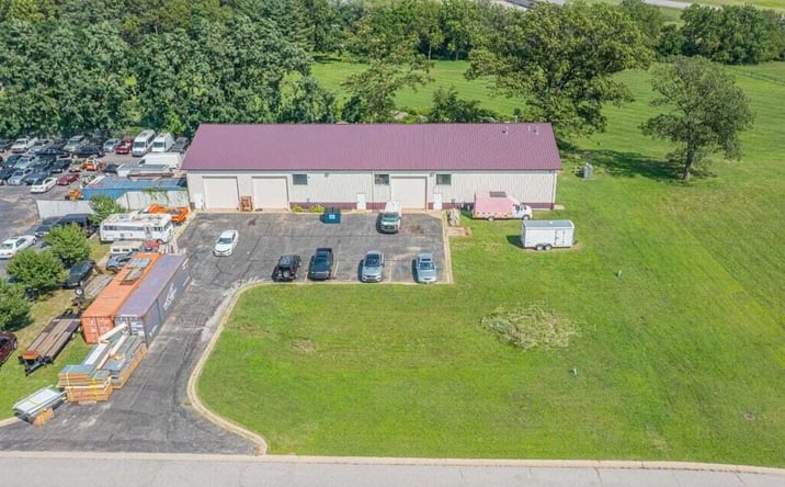 Pictures of Industrial, Retail property located at 139 Gatlin Drive, Griffith, IN 46319 for lease - image #1