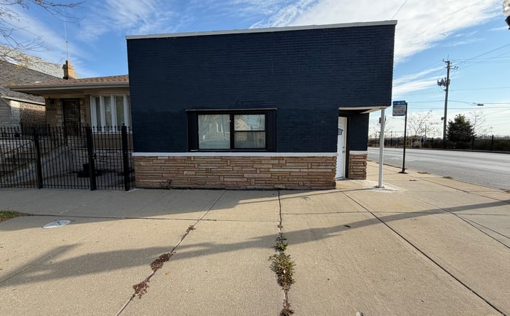 Pictures of Retail property located at 3059 S Homan Avenue, Chicago, IL 60623 for lease - image #1