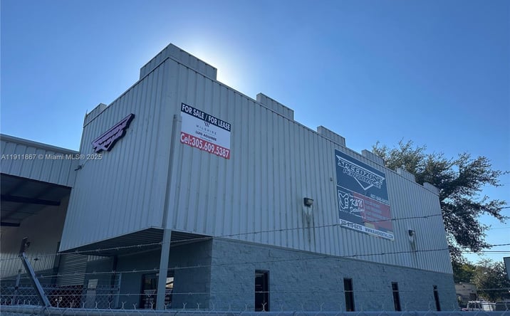 Pictures of Industrial, Retail property located at 5909 Anno Ave, Orlando, FL 32809 for lease - image #1