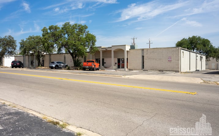 Pictures of Industrial property located at 603 W Rhapsody Dr, San Antonio, TX 78216 for lease - image #1