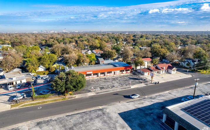 Pictures of Retail property located at 109 Crane Ave, San Antonio, TX 78214 for lease - image #1
