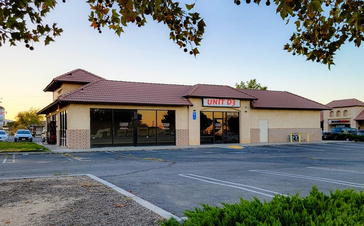 Pictures of Retail property located at 3936 Phelan Rd, Phelan, CA 92371 for lease - image #1