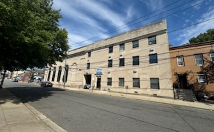 Pictures of Office property located at 11 E Hawthorne Ave, Valley Stream, NY 11580 for lease - image #1