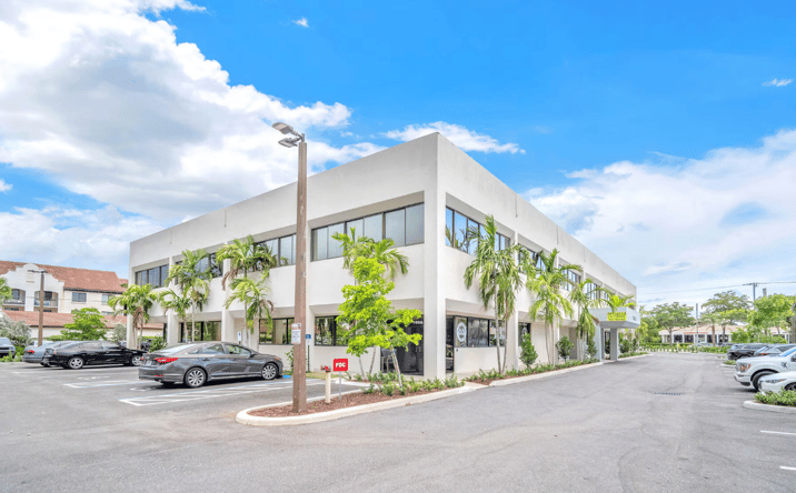 Pictures of Office property located at 7601 N Federal Hwy, Boca Raton, FL 33487 for lease - image #1