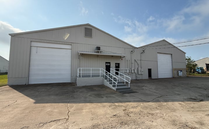 Pictures of Industrial property located at 3024 Commerce St, Port Arthur, TX 77642 for lease - image #1