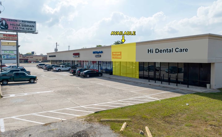 Pictures of Retail property located at 12450 East Fwy, Houston, TX 77015 for lease - image #1