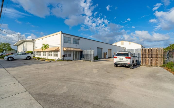 Pictures of Industrial property located at 1226 NW 23rd Ave, Fort Lauderdale, FL 33311 for lease - image #1