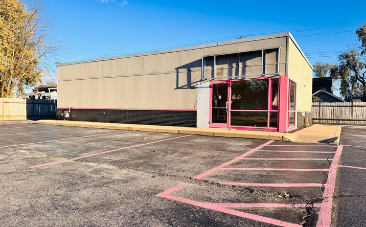 Pictures of Retail, Restaurant, Special Purpose property located at 2770 Madison Ave, Granite City, IL 62040 for lease - image #1