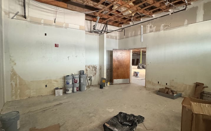 Pictures of Retail, Industrial, Special Purpose property located at 1604 S New Braunfels Ave, San Antonio, TX 78210 for lease - image #1