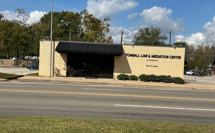 Pictures of Office property located at 500 W Main St, Tomball, TX 77375 for lease - image #1