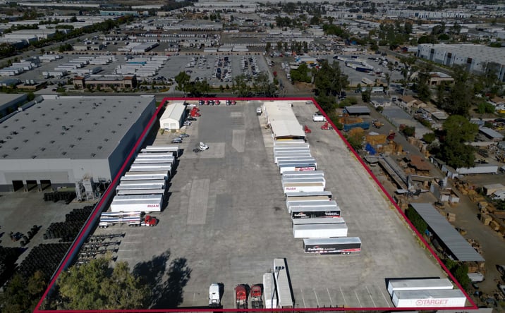 Pictures of Retail, Industrial property located at 13803 Santa Ana Ave, Fontana, CA 92337 for lease - image #1