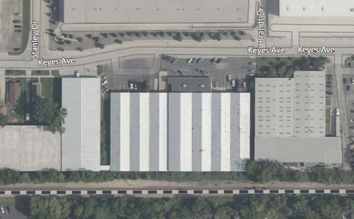 Pictures of Industrial property located at 281 Keyes Ave, Hampshire, IL 60140 for lease - image #1