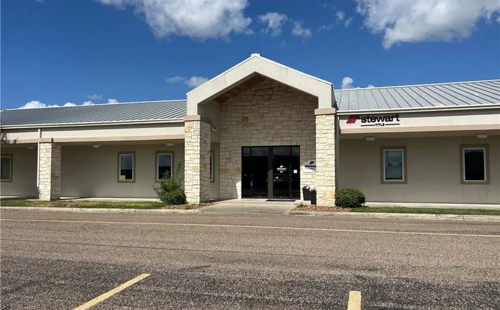 Pictures of Retail, Office property located at 14317 Northwest Blvd, Corpus Christi, TX 78410 for lease - image #1