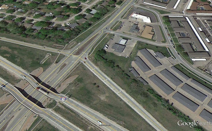 Pictures of Office, Special Purpose, Retail property located at 4121 SW Twilight Dr, Topeka, KS 66614 for lease - image #1