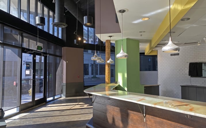 Pictures of Retail, Restaurant property located at 11 E Forsyth St, Jacksonville, FL 32202 for lease - image #1