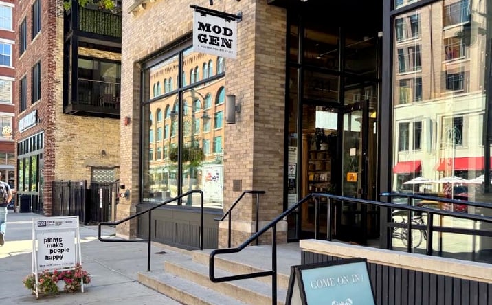 Pictures of Retail property located at 211 N Broadway, Milwaukee, WI 53202 for lease - image #1