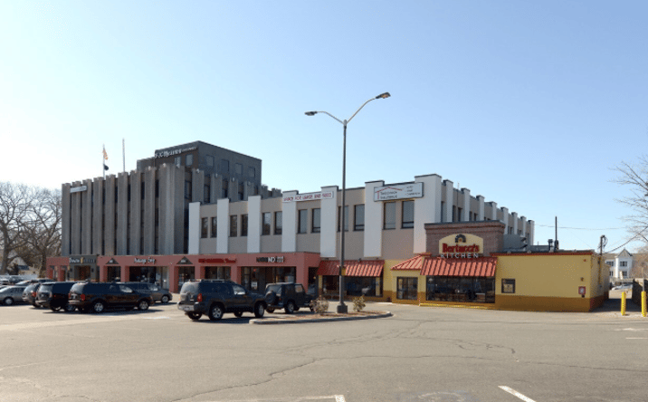 Pictures of Restaurant property located at 400 Franklin St, Braintree, MA 02184 for lease - image #1