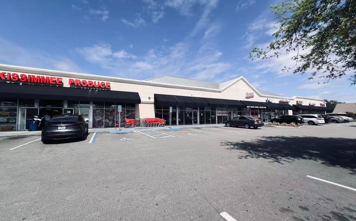 Pictures of Retail property located at 1015 W Vine St, Kissimmee, FL 34741 for lease - image #1