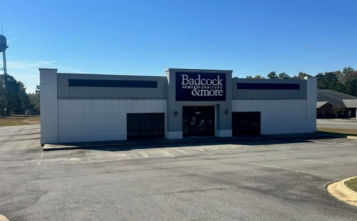 Pictures of Retail property located at 6377 Oak St., Eastman, GA 31023 for lease - image #1