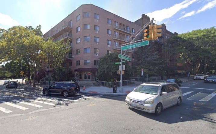 Pictures of Retail, Office property located at 118-82 Metropolitan Ave, Kew Gardens, NY 11415 for lease - image #1