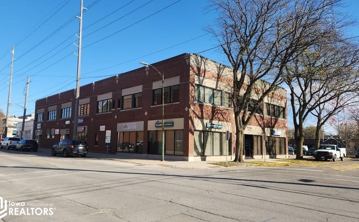 Pictures of Office property located at 202 1st Street #Unit 151, Mason City, IA 50401 for lease - image #1