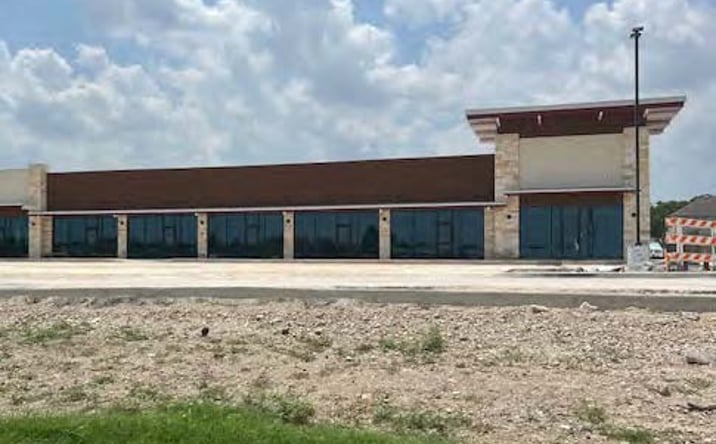 Pictures of Retail, Land property located at Hwy 1604 Emory Peak, San Antonio, TX 78245 for lease - image #1