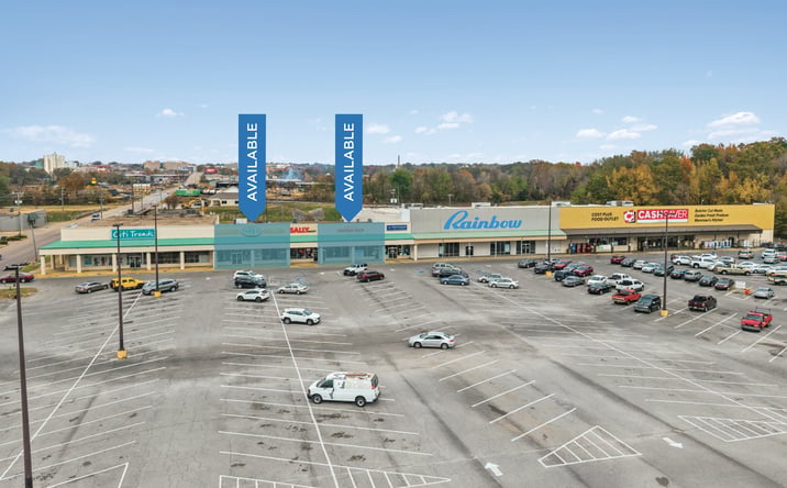 Pictures of Retail property located at 1700 N Frontage Rd, Meridian, MS 39301 for lease - image #1