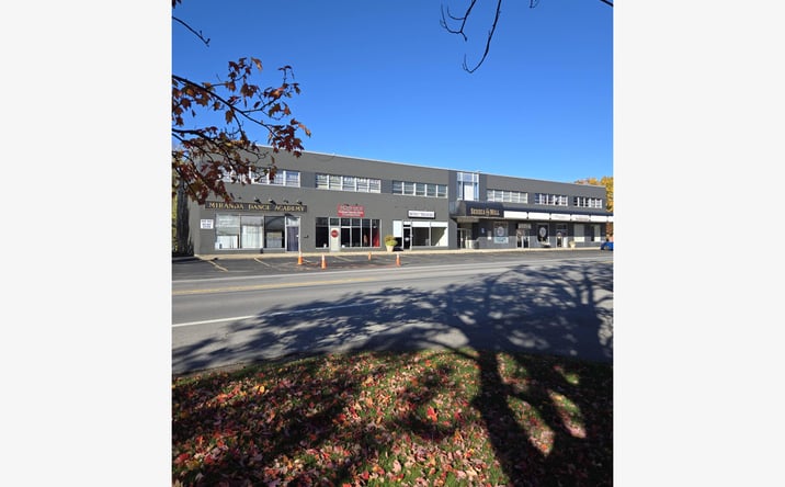 Pictures of Retail, Office property located at 4184 Seneca St, West Seneca, NY 14224 for lease - image #1