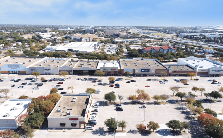 Pictures of Retail property located at 1100 & 1118 W Arbrook Blvd, Arlington, TX 76015, Arlington, TX 76014 for lease - image #1